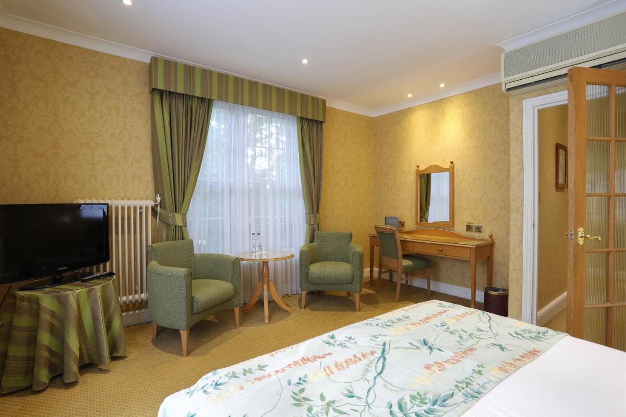 เวสต์ลอดจ์พาร์ค Hotel บาร์เน็ท ภายนอก รูปภาพ